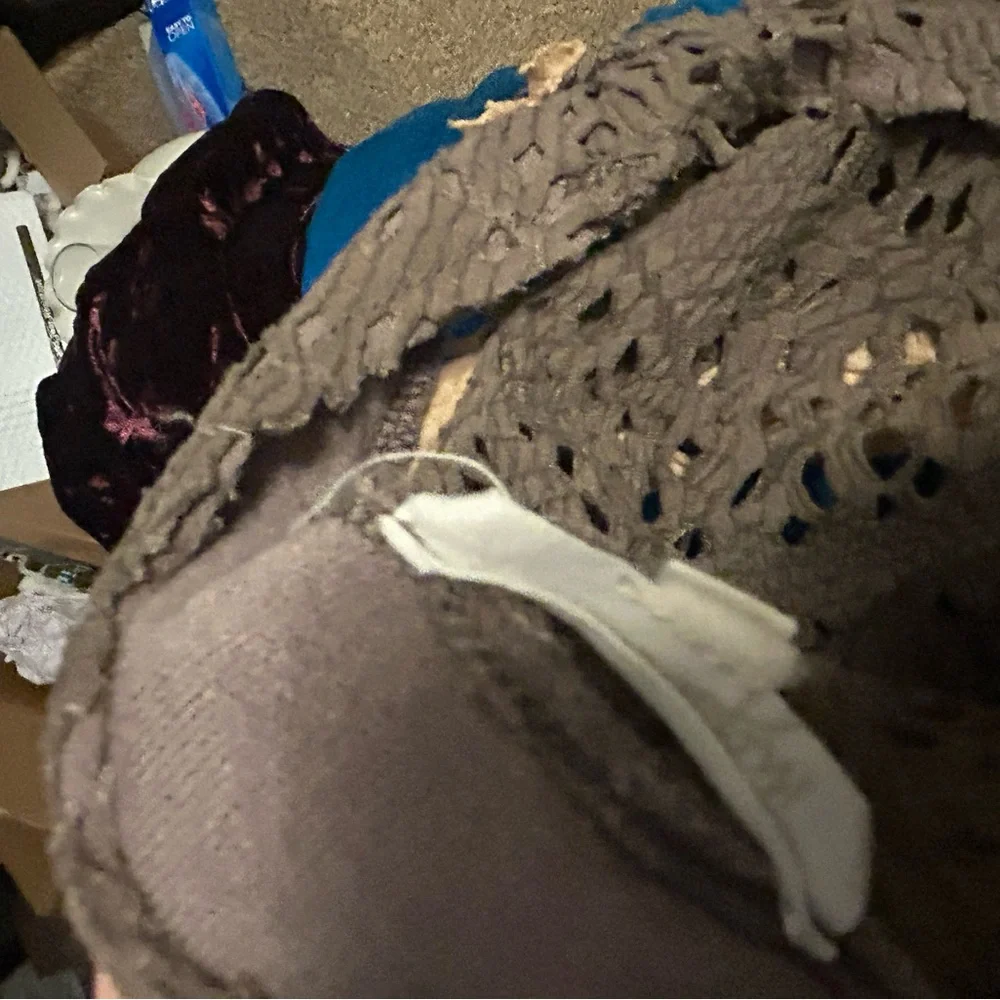 Mystree Two-Tone Crochet Short Sleeve Top in Tan and Brown - Picture 7 of 7